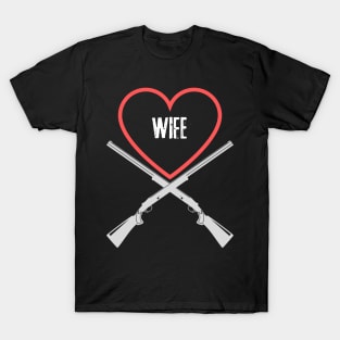 hunting wife T-Shirt